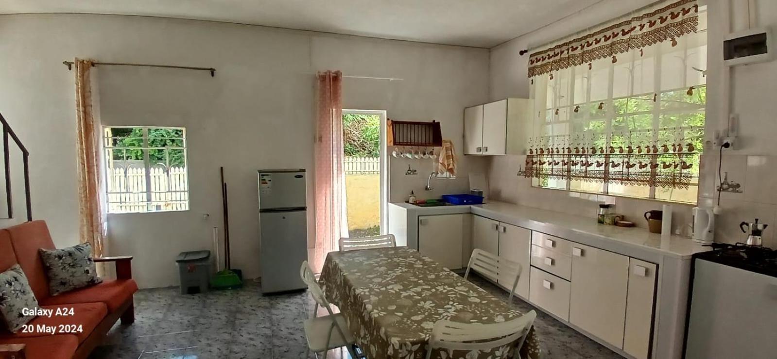 The Tiny House Apartment Rivière Noire Екстериор снимка